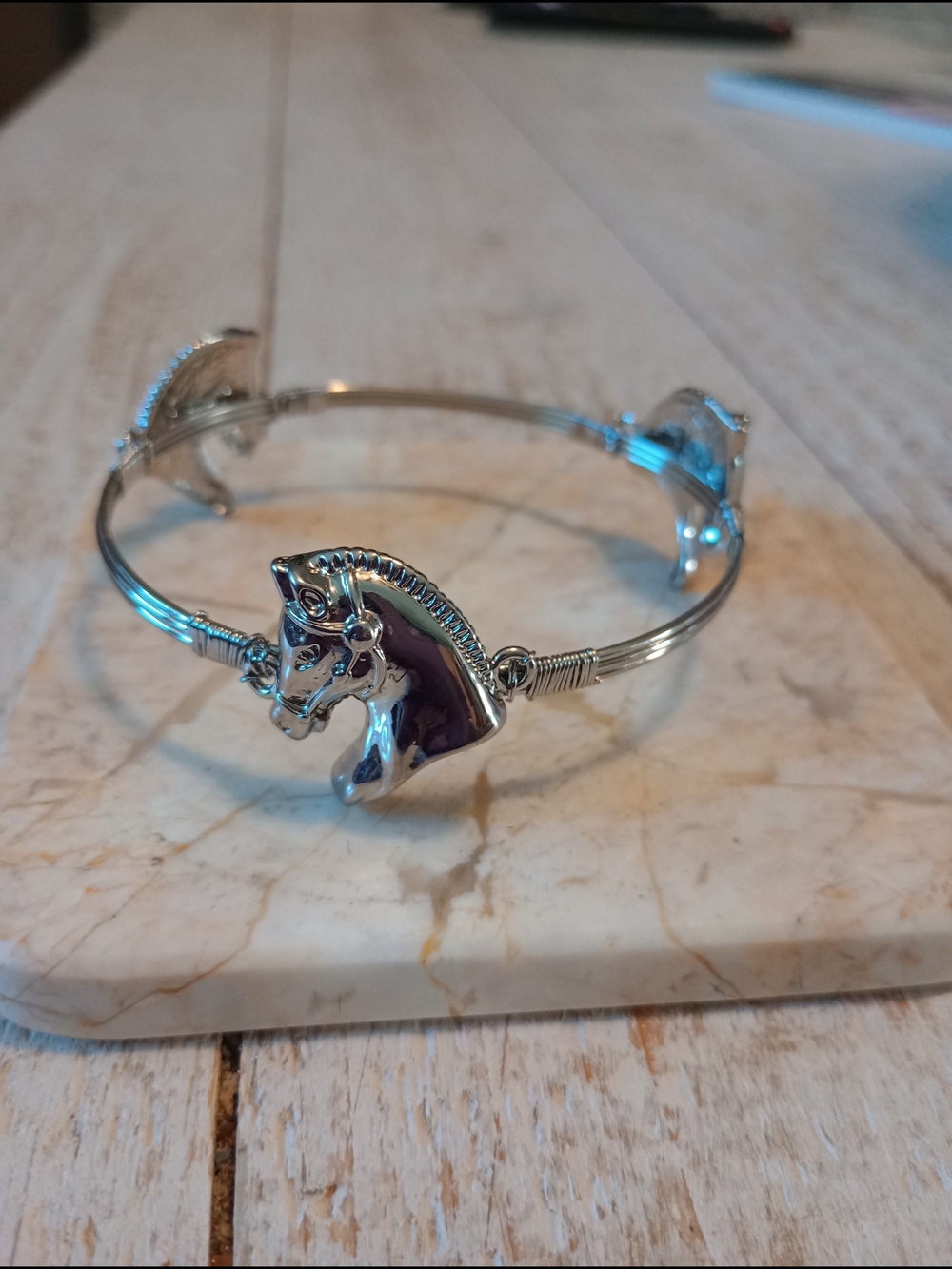 Silver Horse Head Wire Bangle Bracelet